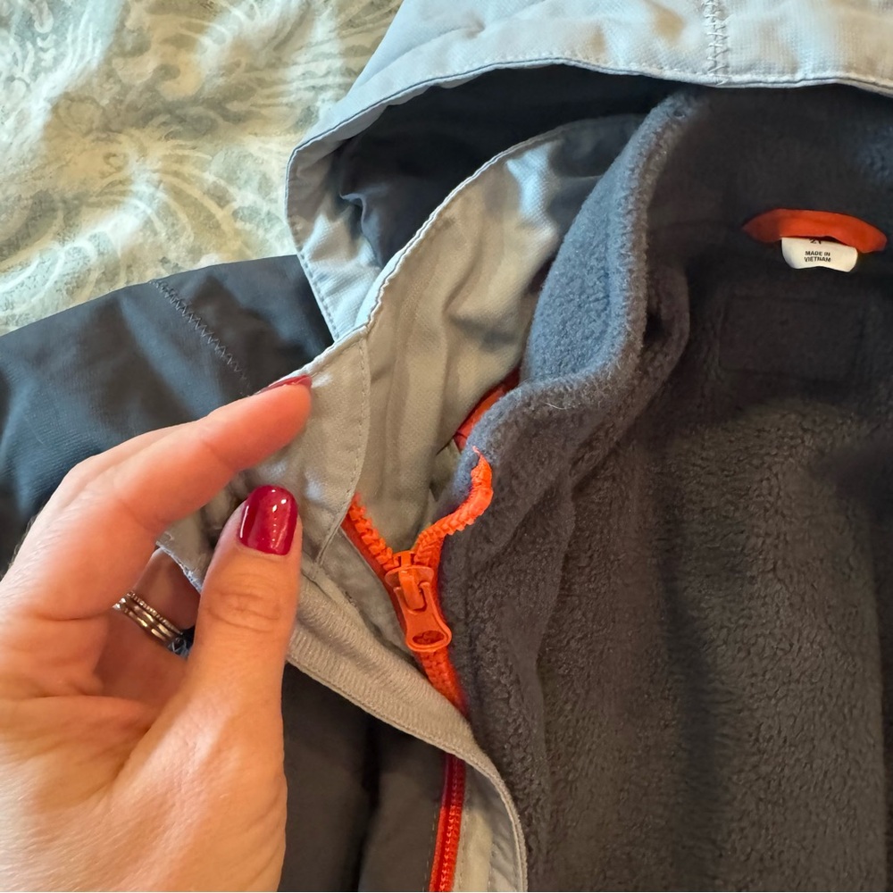 Children’s Place Toddler Boys Gray and Orange Fleece Lined Hooded Coat size 2T - Picture 5 of 6